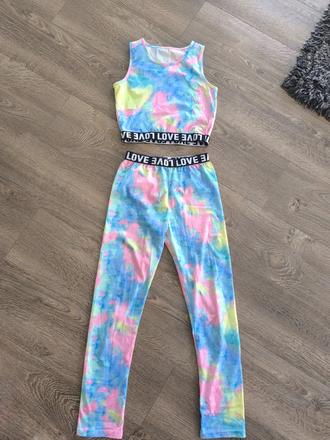 Športová súprava, 152