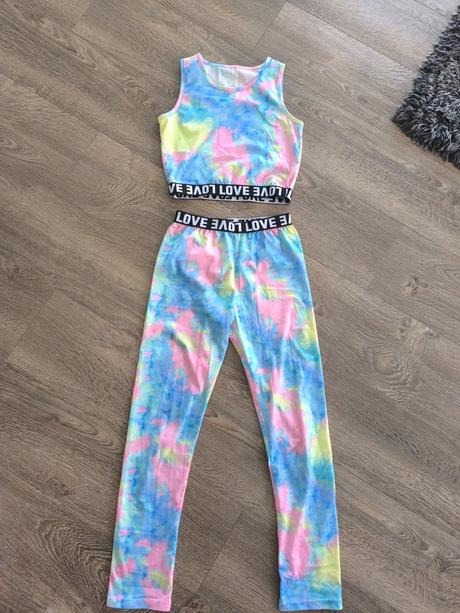 Športová súprava, 152