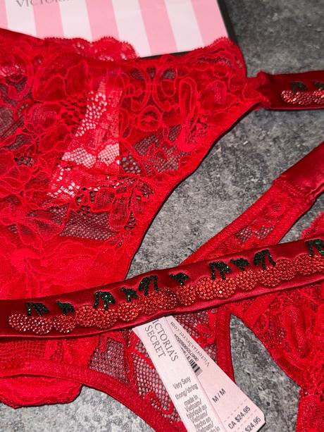 Victorias secret shine strap tanga, victoria's secret,m