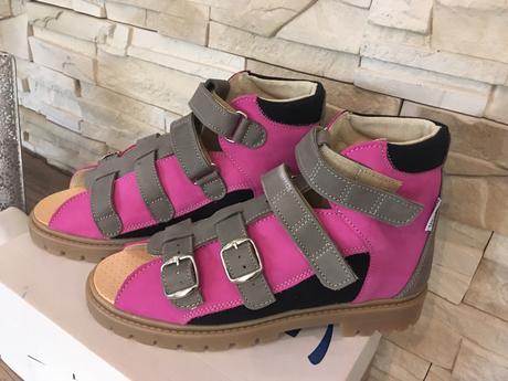 Nové sandále zn. neoprot, veľ. 38,  20 eur, 38