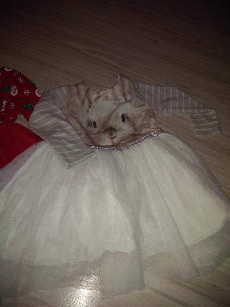 Krásne šaty ako nové, 98