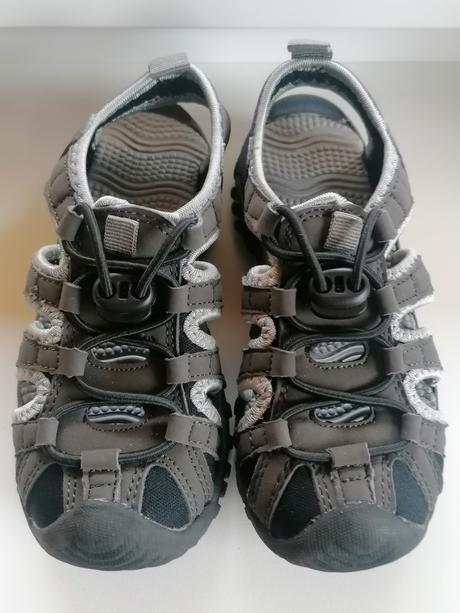Športové sandále, 29