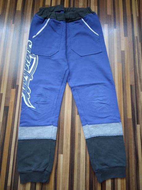 Frajerske tepláky, 104