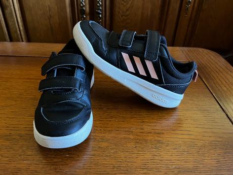 Kožené tenisky adidas, adidas,32