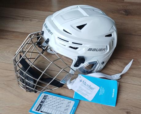 Hokejova prilba bauer, bauer,s