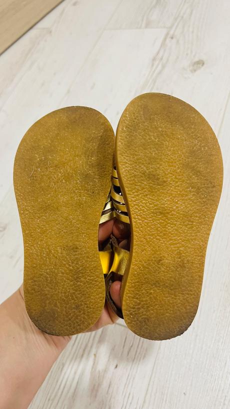 Zlate sandale h&m 25, h&m,25