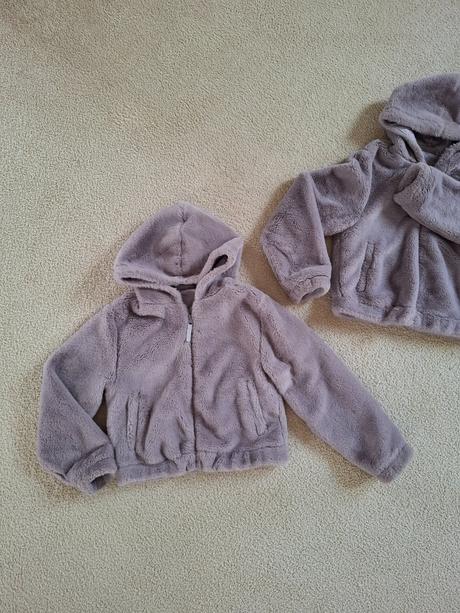 Bundička chlpatka, sinsay,134