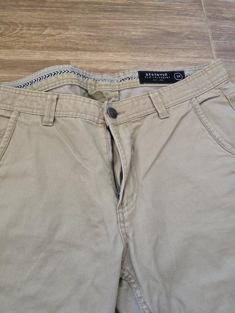 Nohavice č.34, reserved,34