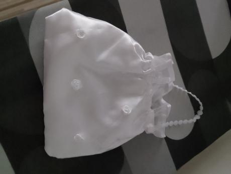 Šaty na 1.sväte prijímanie, 146