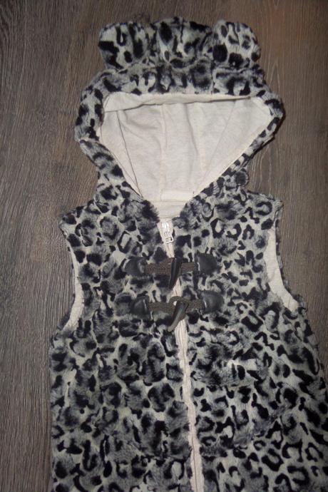 Krásna chlpatá vestička, next,104