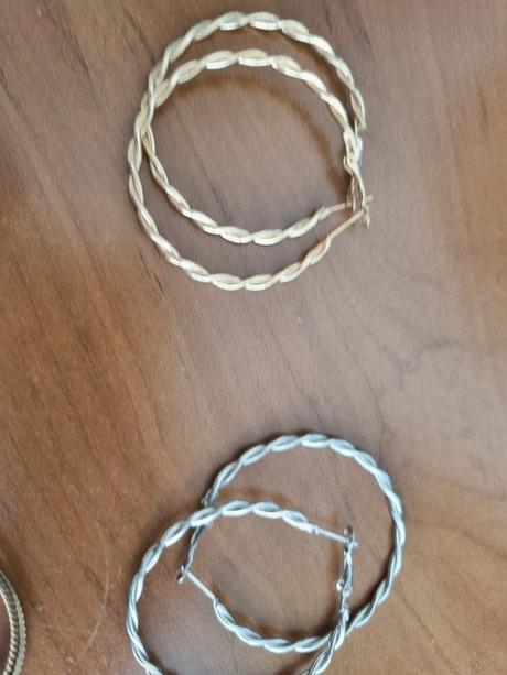 6 párov kruhových náušníc bižutéria, 