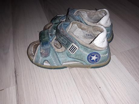 Sandalky, protetika,23