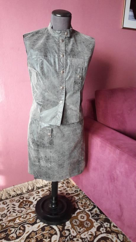 Komplet vesta + sukňa, 36 / 38 / 40 / 42