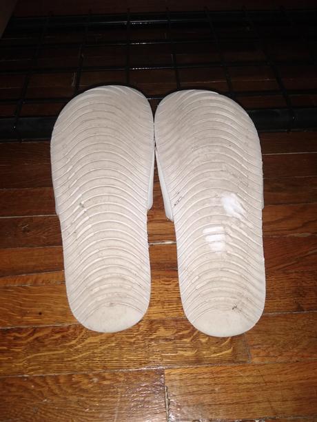 Nike šľapky, nike,33