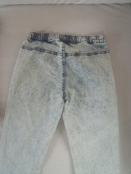 Rifľové nohavice veľkosti s, s