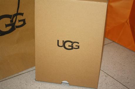Ugg tašky a krabice, ugg