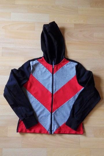 Kvalitná mikinka, 158