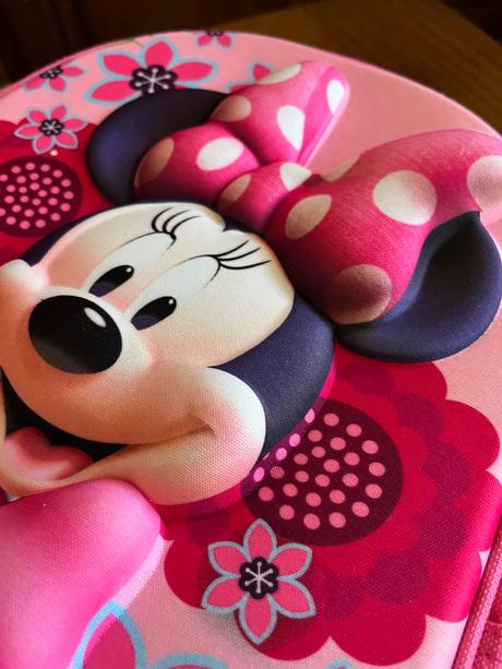 Batoh s motívom 3d minnie mouse, 