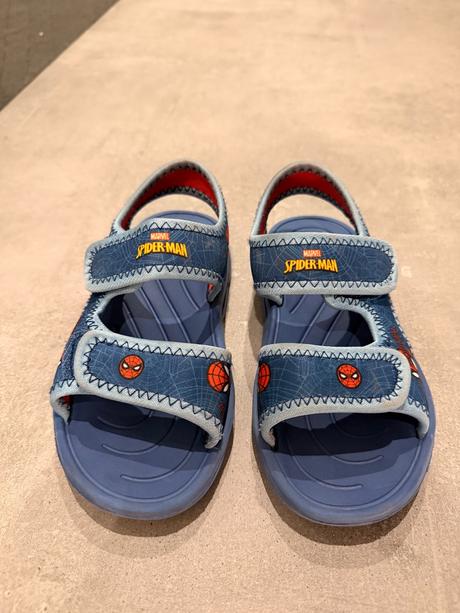 Sandálky spiderman, 29