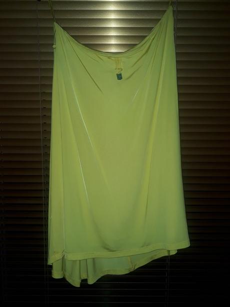 Krasna sukna znacky magenta, s