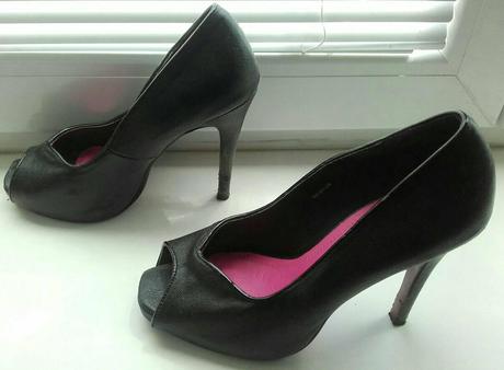 Topánky na opätku 38 čierne, 38