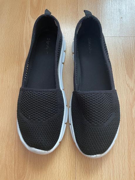 Ľahučké balerínky, graceland,34