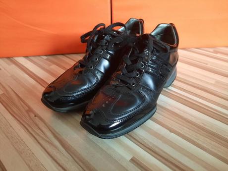 Dievčenské kožené tenisky hogan, 34