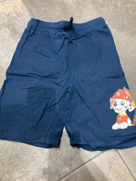 Šortky, takko,128
