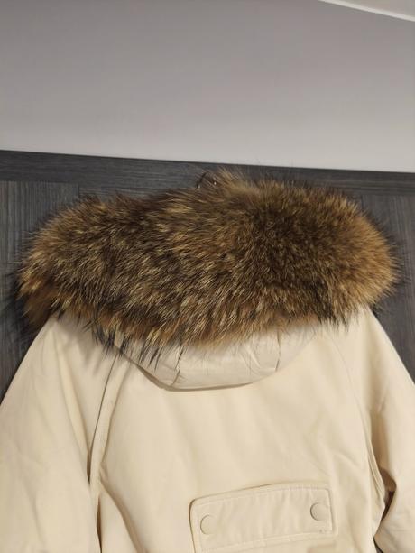 Zimna tepla parka s pravou kozusinou, s