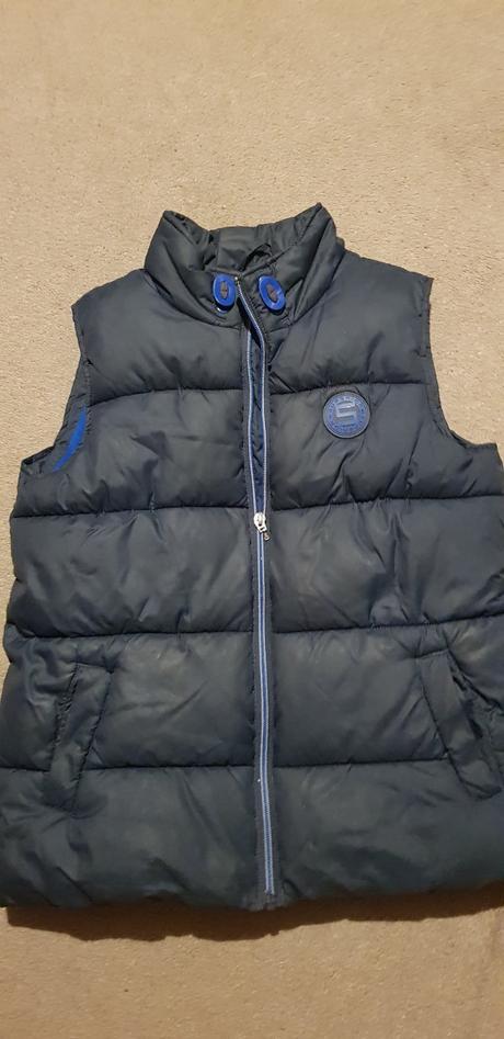 Tepla hruba vesta veľ.134/140, 134