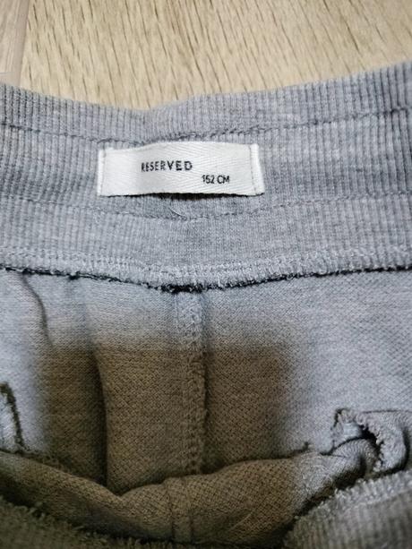 Teplaky, reserved,152