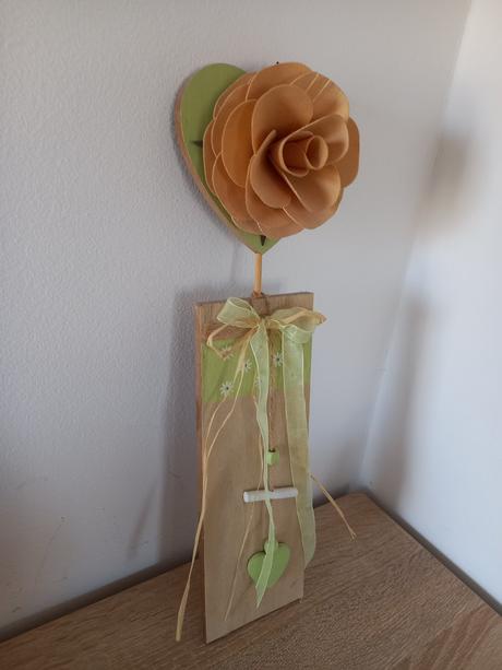 Drevená dekorácia, 