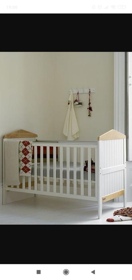 Mamas and papas postieľka, šírka (cm): 70,dĺžka (cm): 140