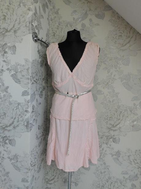 Luxusny hodvabny letny kostym, 38