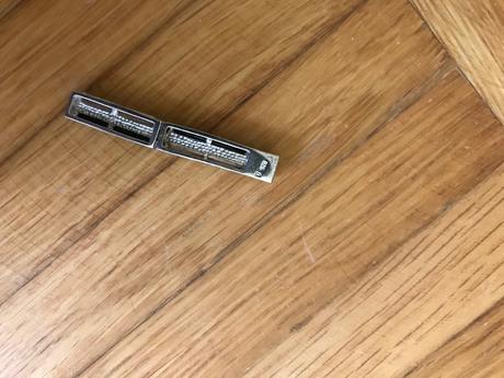 Strieborný prívesok,