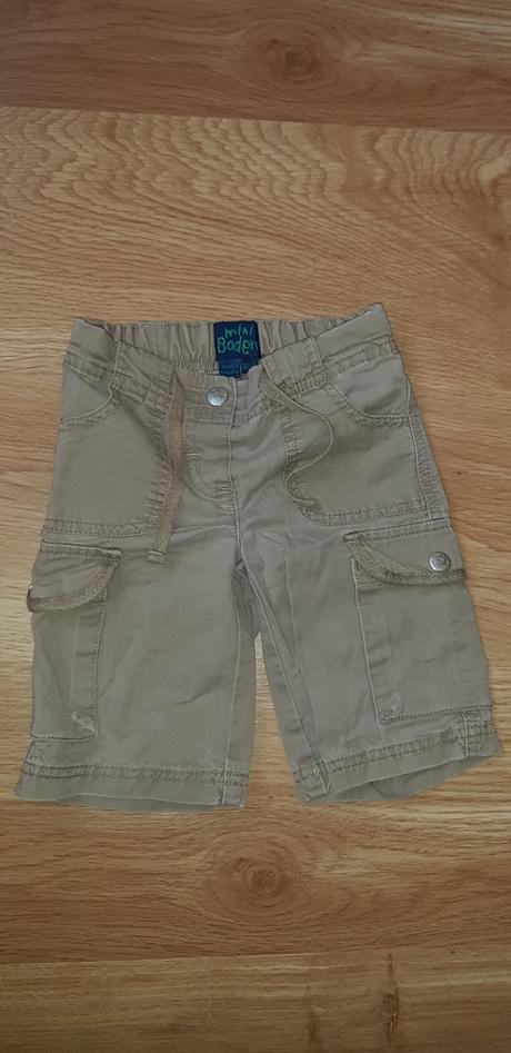 Šortky 18-24m., mini boden,86