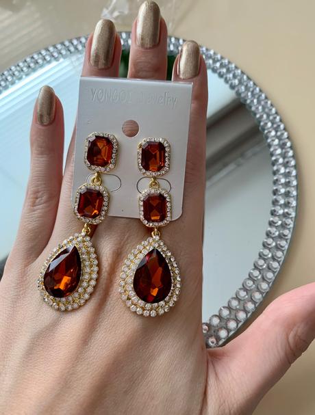 Nové dlhé náušnice, 