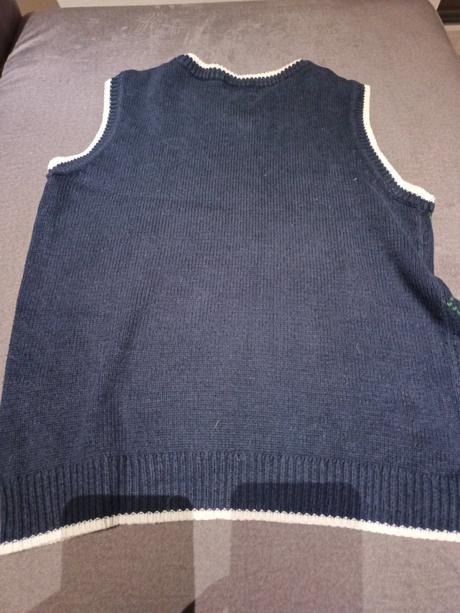 Vesta, children's place,122