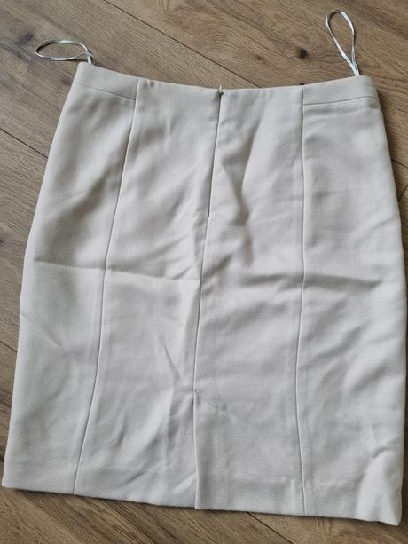 Krémová hrubšia sukňa  reserved veľ. 42, reserved,42