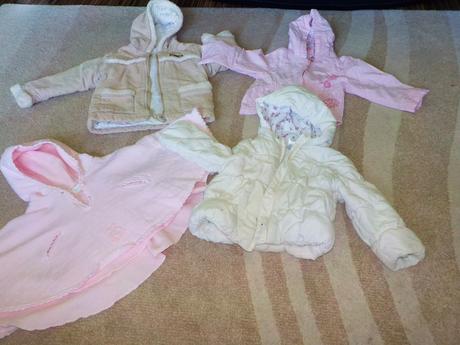 Bundy + pončo veľ. 86-cena spolu za 4 ks, 86