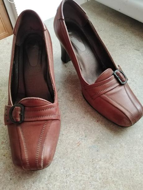 Dámska vychádzková obuv- 2 páry, 35