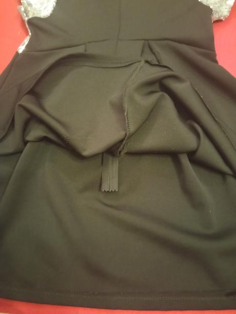 Spoločenské flitrove šaty, 116