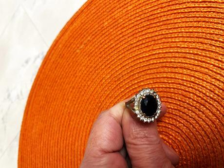 Starožitný prsteň, 