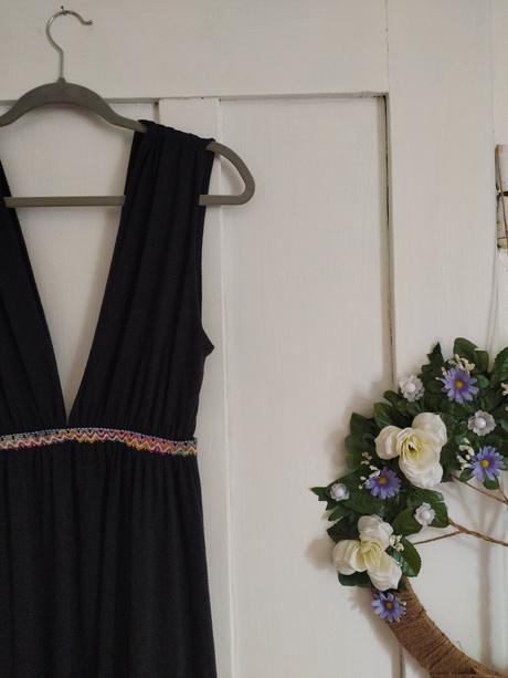 Dlhé letné šaty s výstrihom, zara,38