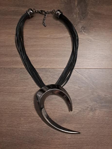 Krásny náhrdelník,