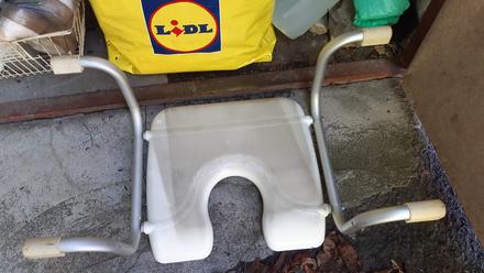 Predám sedátko do vane., 