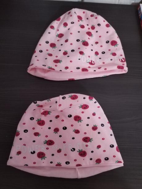 Krasna ciapka 6 mes az 2 roky elasticka, 