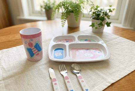 Čarovná 5-dielna jedálenská súprava sterntale, 