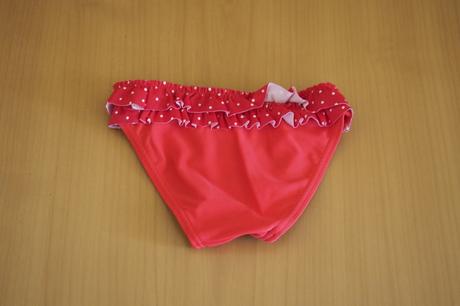 Dojčenské plavky, 68