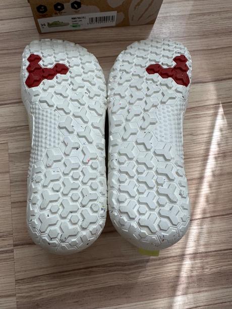 Vivo primus sport jr. 36, vivobarefoot,36